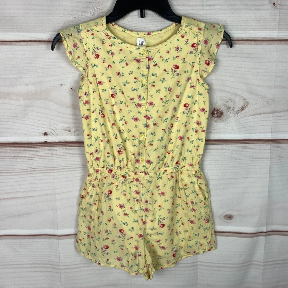Gap Romper Girls M Yellow Floral Flutter Sleeve Button Up Pockets Elastic Waist